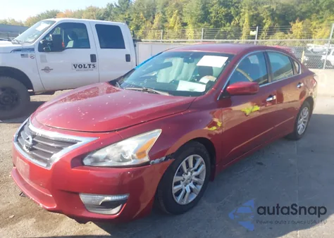 2015 Nissan Altima 2.5 S z USA, uszkodzony, nr VIN 1N4AL3AP8FN379906